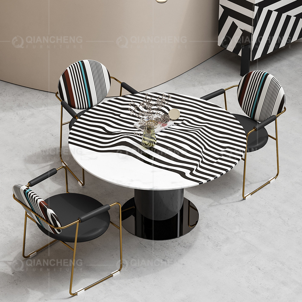Black Metal Dia 130x75cm Marble Top Round Dining Table long lasting wear
