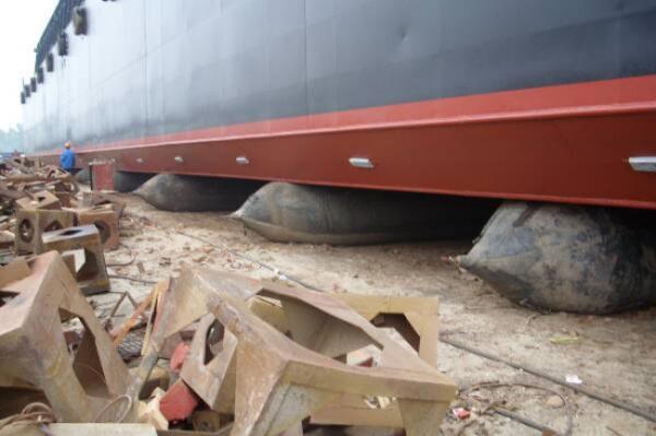 Buy cheap Docking Ship Rubber Airbag Salvage Floating Launching Pneumatic Airbag from wholesalers
