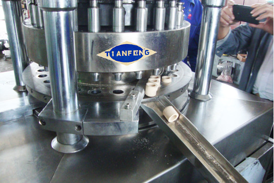 Max. Capacity of 15000 pcs/h Ceramic Crucible Tablet Press for High Capacity Production