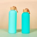 Premium 500ml 750ml Glass Water Bottle Custom Sports Drink Bottles With Silicone