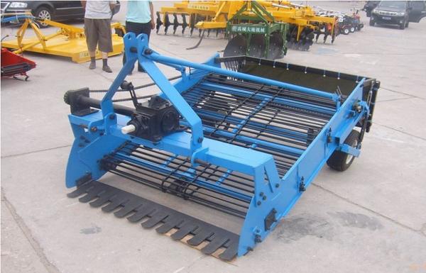 Buy cheap Sweet Potato Harvester Small Agriculture Machinery Walking Vibration Chain from wholesalers