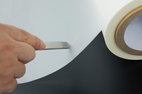 Ultra-High-Tensile Stretch Film with Industrial-Gauge (3000-4000m) Precision