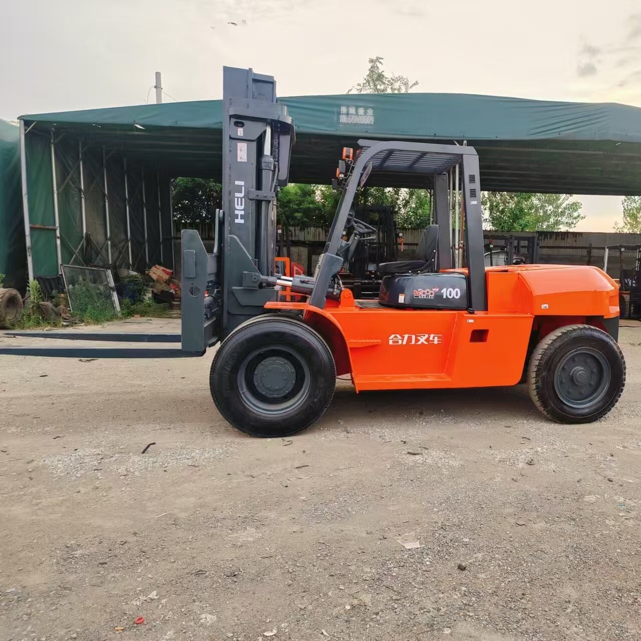 10 Ton Diesel Forklift HELI CPCD100 FD100 Used Lifting Machine HELI H2000 Series