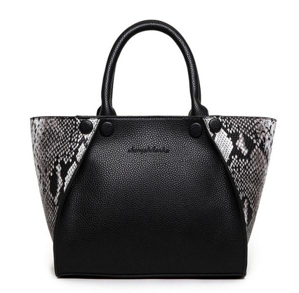 Buy cheap 2016 new European and American fashion handbags serpentine Messenger bright skin handbag luxury handbag from wholesalers