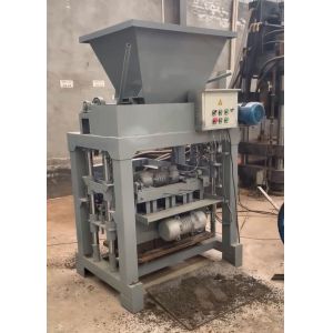 China Small Extruder Diesel Engine Brick Making Machine 1800 Pieces/H on sale