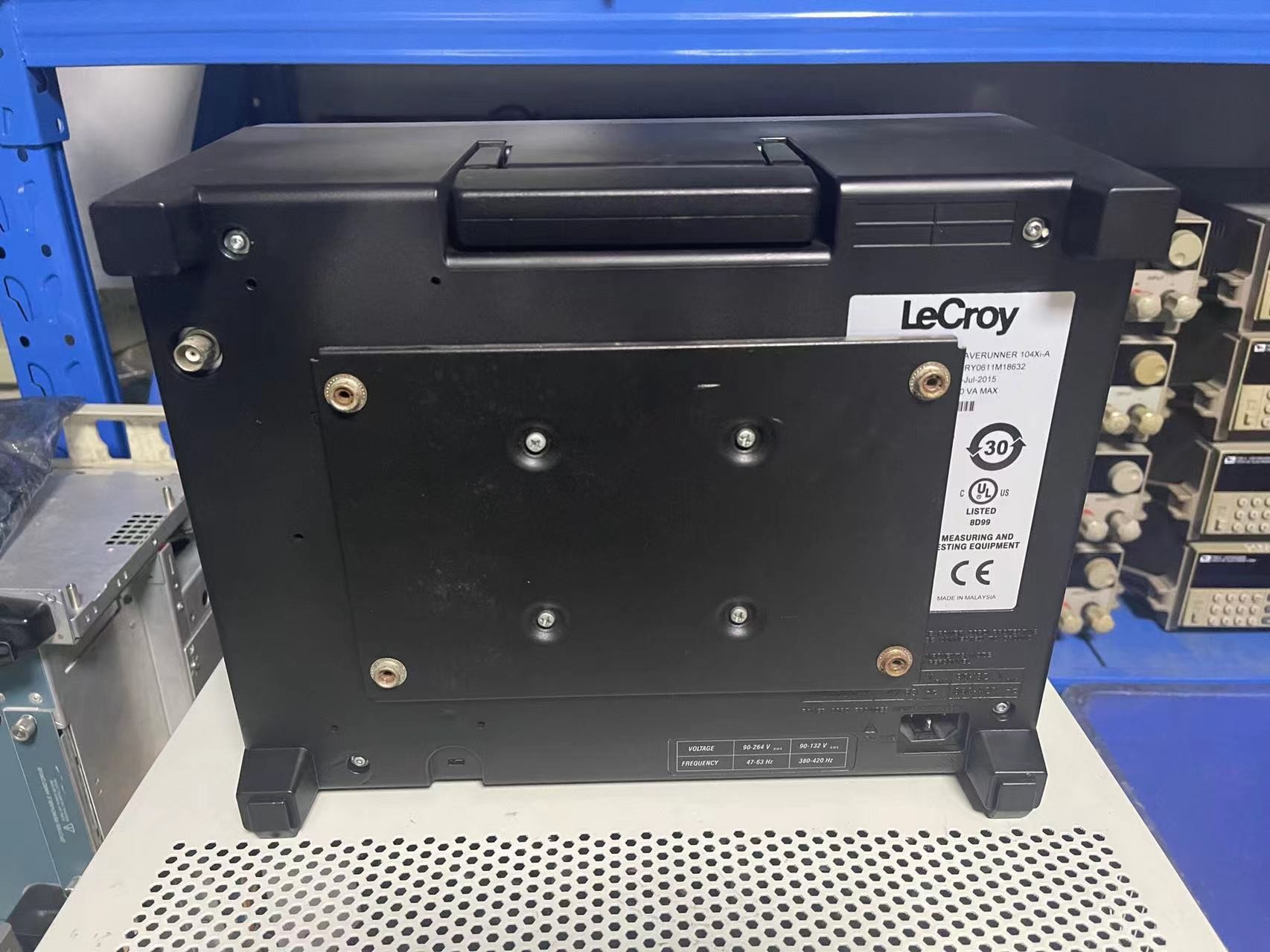 TELEDYNE LECROY WaveRunner 104Xi-A 1 GHz 4 Ch Oscilloscope With Bright 10.4" Display