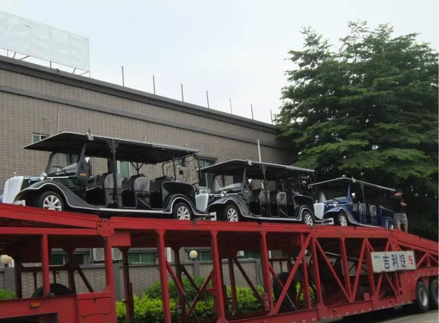 Attraction using 8 Seater Electric Classic Cars With 5KW AC Motor CE Certificate