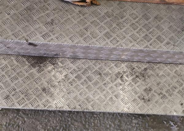 Buy cheap AISI 201 Stainless Checkered Plate 0.2mm-25mm BA HL Finished from wholesalers