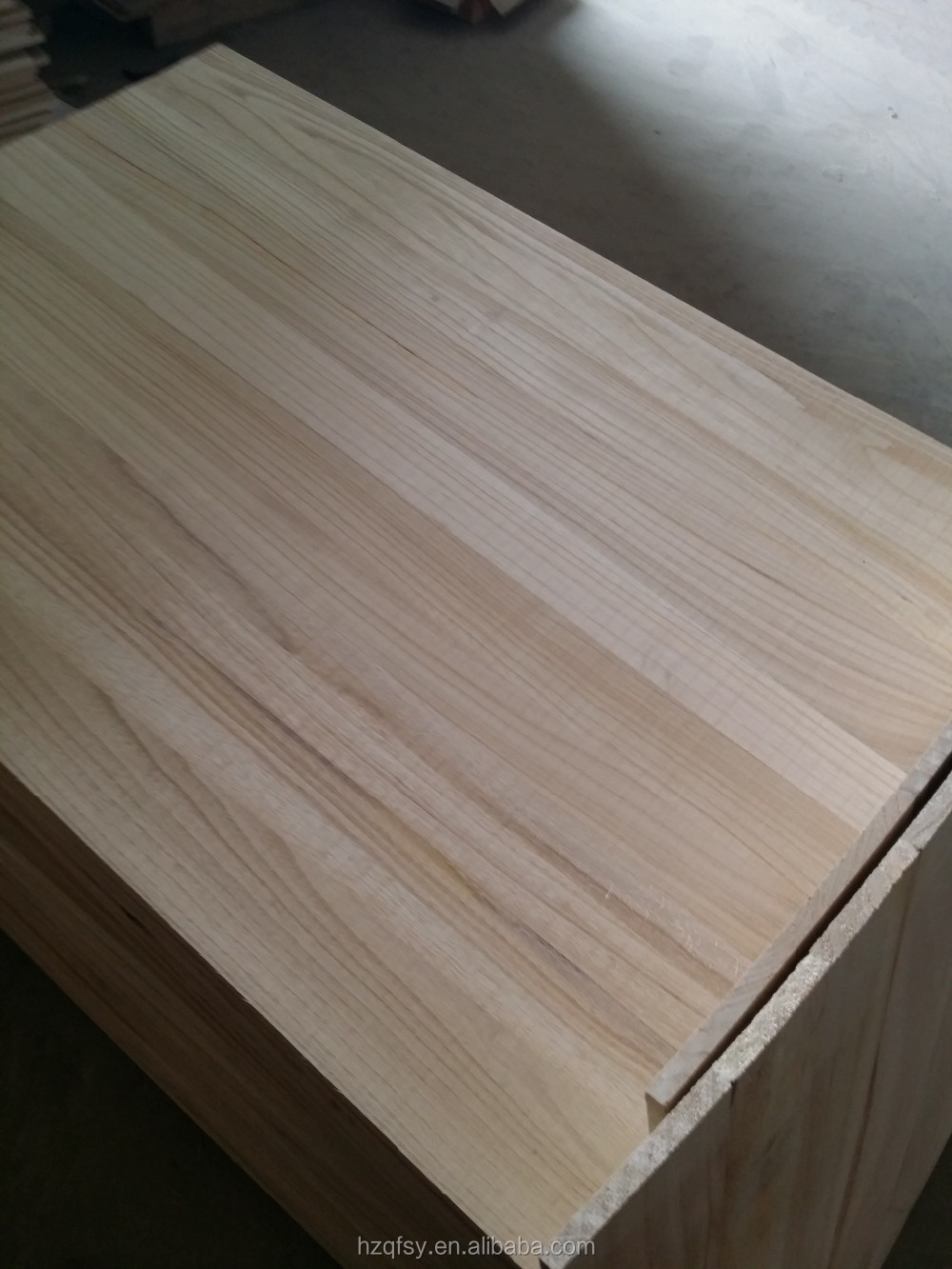 Poplar Solid Wood Lumber Board 4X8 with Online Technical Support and After-sale Service