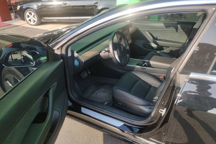 Lhd Long Range Electric Cars High Speed Electric Vehicle