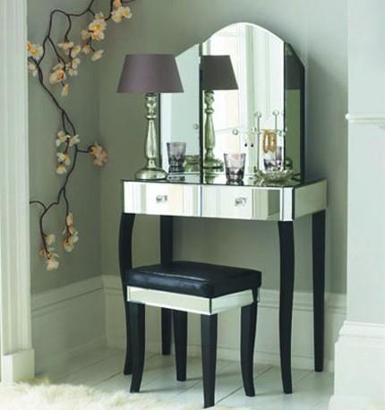Buy cheap Popular Mirrored Vanity Desk , Black Wooden Mirrored Dressing Table With Drawers from wholesalers