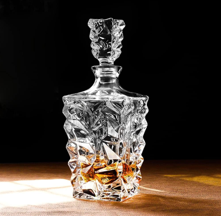 Custom Logo Glass Decanter Stopper for Beverage XO Glass Bottle Drinking Bottle