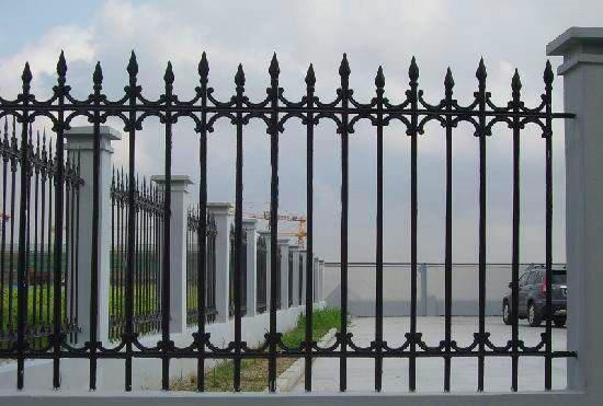 Buy cheap Antique Cast Iron Fence Panels / Pedestrian Safety Barrier Fence For Villa Home from wholesalers