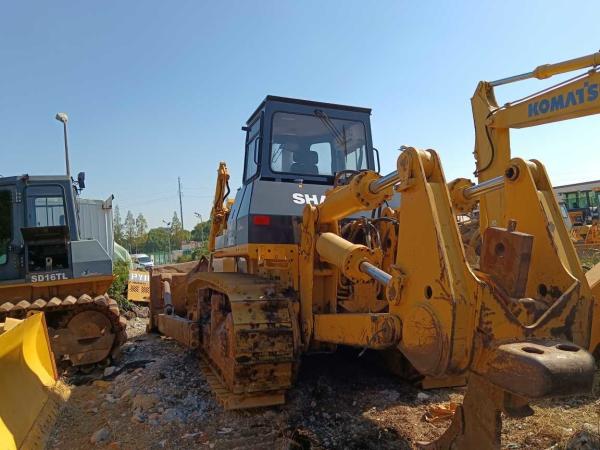 Buy cheap Chinese SHANTUI Bulldozer 30Ton 320HP Dozer SD32 Crawler Bulldozer at Good Price from wholesalers