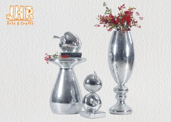 Quality Small Mosaic Glass Fiberglass Apple With Square Base Sculpture Decoration for sale