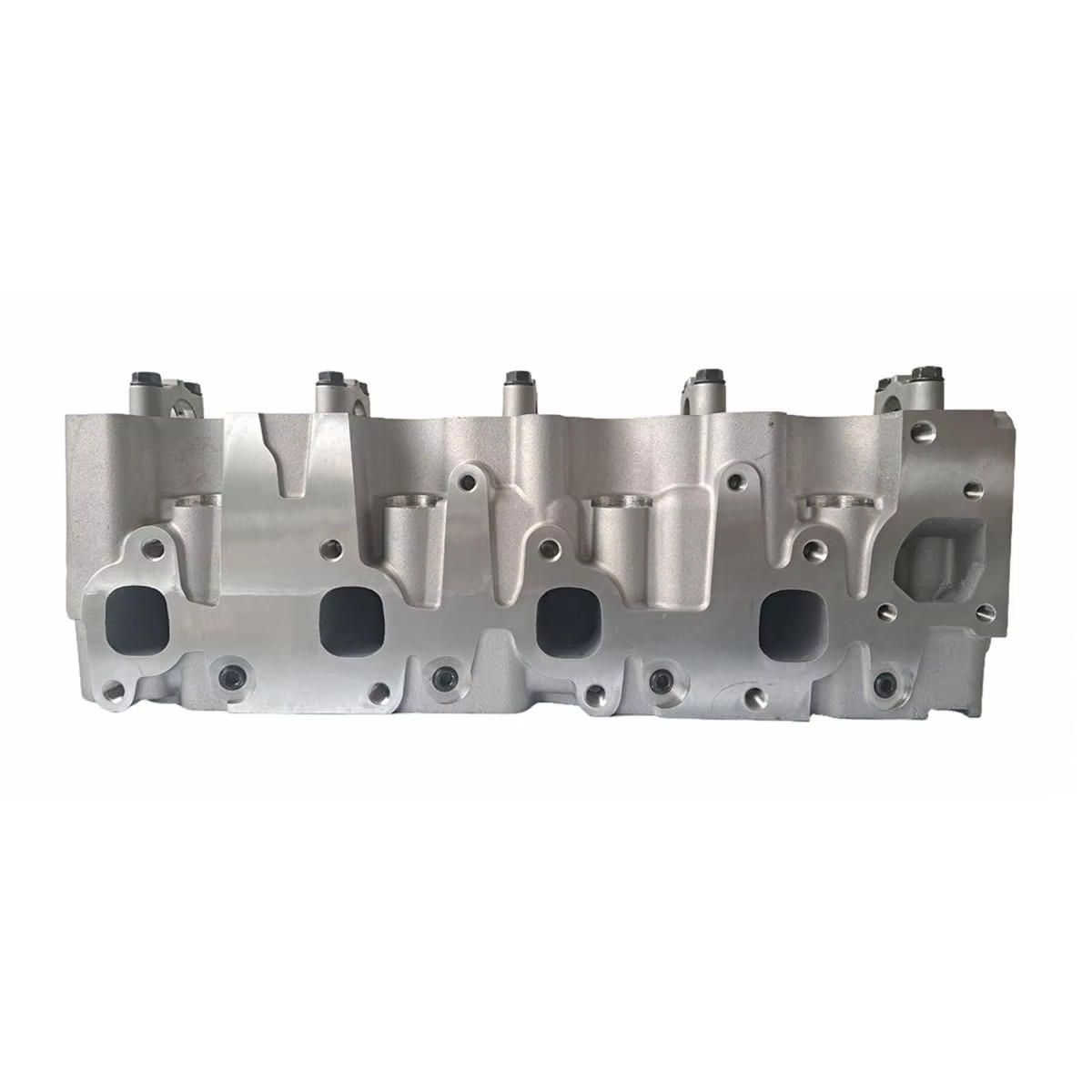 Auto Engine Parts 2C 2C-TE 3C 3C-TE Cylinder Head 11101-64390 908781 for TOYOTA 2c 3c Auto Parts