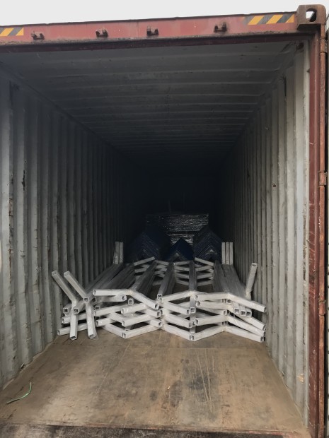 Factory Wholesales Prices PVC Coated Welded Security Airport Fence