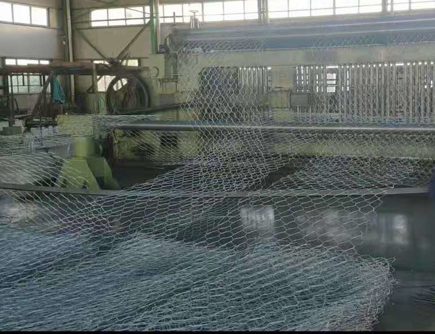 Low Carbon Steel 200g/M2 Hexagonal Wire Mesh Electro Galvanizing Zinc Plating