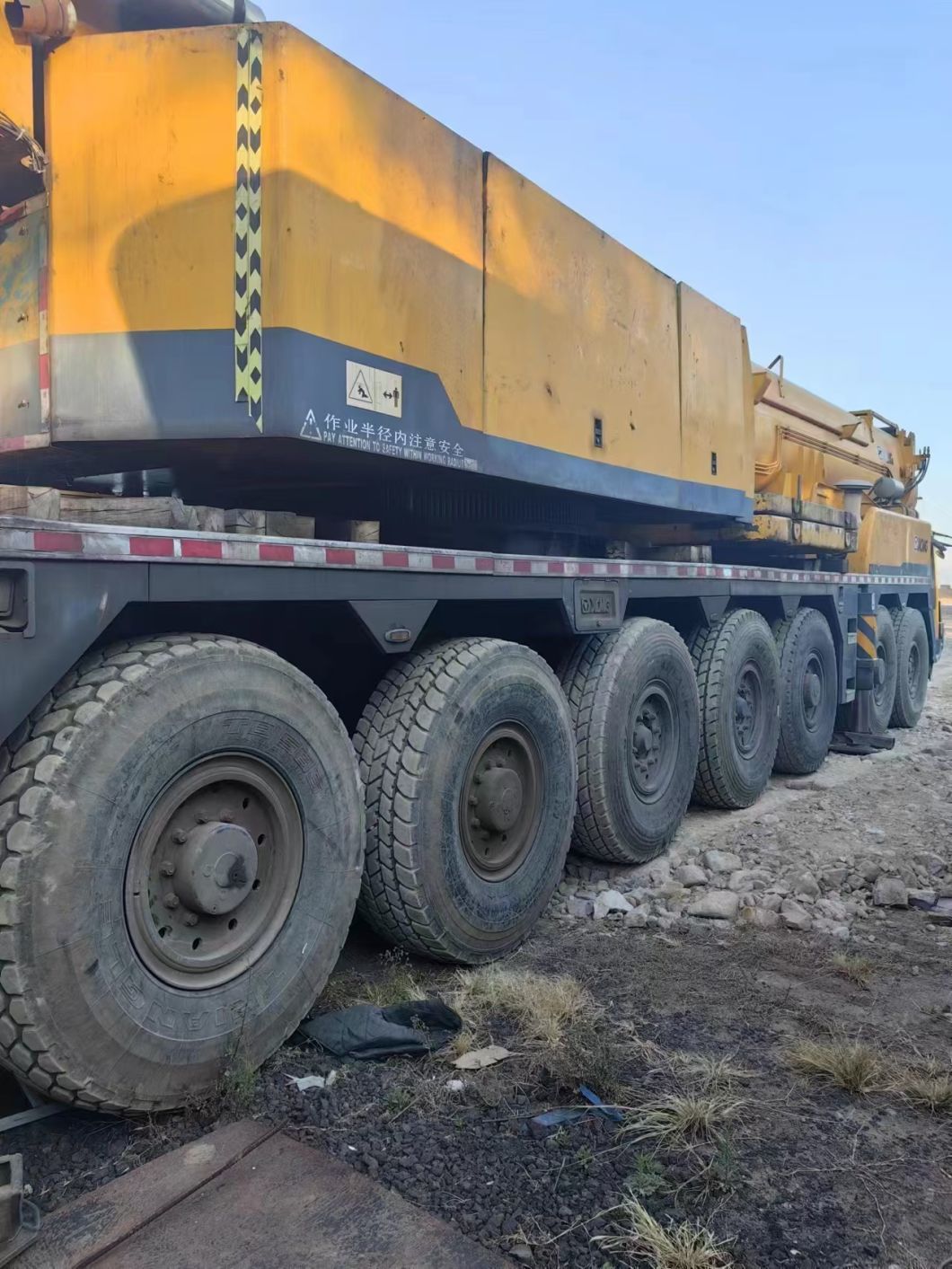Xc Mg Large Truck Crane 300 Tons Hydraulic Crane Price Is Good