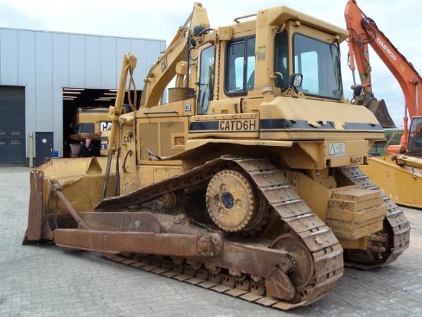 Buy cheap D6H Dozer CAT CATERPILLAR D6H Bulldozer 45000USD from wholesalers