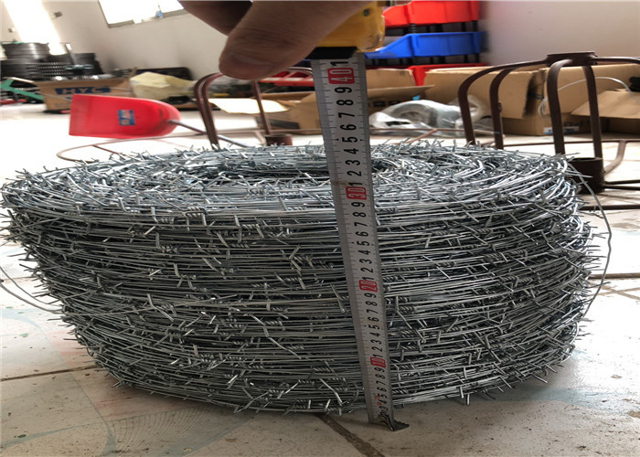 High Working Speed Wire Fence Machine Reverse Twist Style Customized Voltage