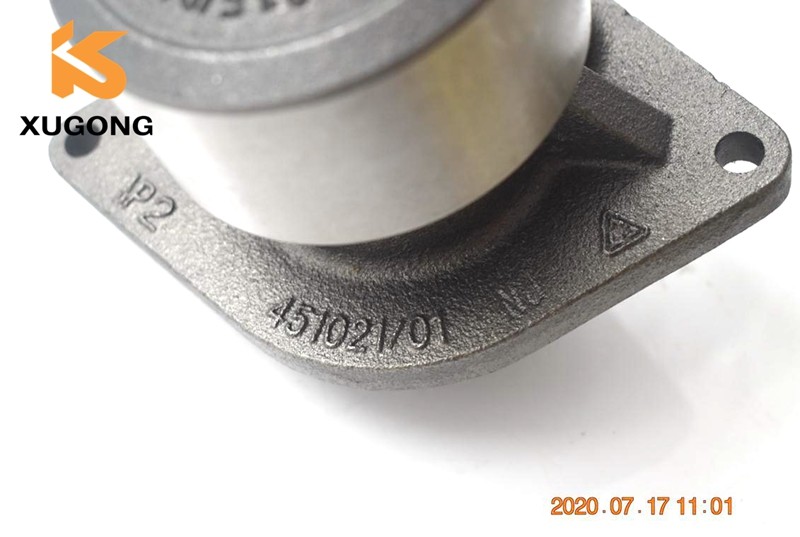Low Noise High Efficence Water Pump 6735-61-1101 For Komatsu S6D102E Engine