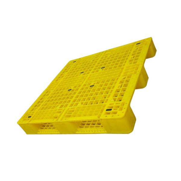 Buy cheap 43x43 Industrial Plastic Pallets For Storage 1T Dynamic Load from wholesalers