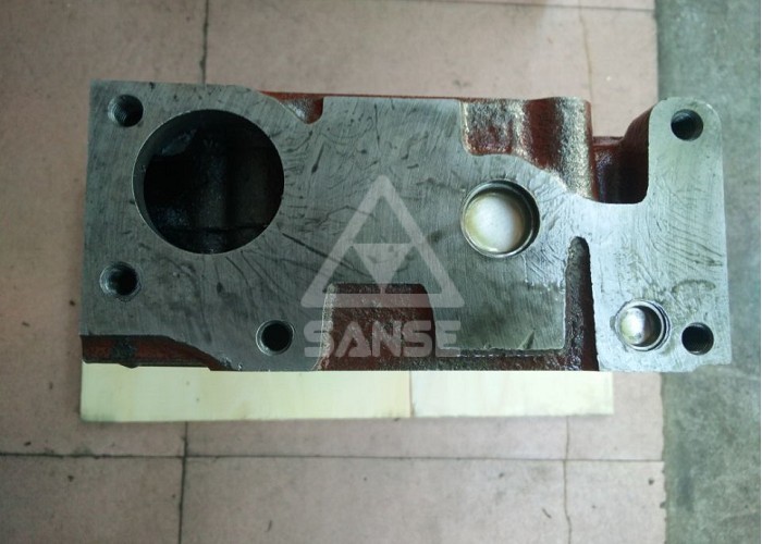 4D95L Cylinder Head 6208-11-1100 For Excavator PC130-7 KOMATSU Engine Parts