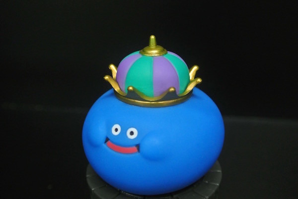 Blue Color Small Anime Figures , Anime Character Figures Crown Shaped