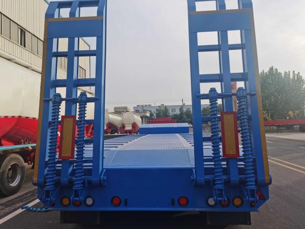 Buy cheap Custom 3 Axle Flatbed Semi Trailer Tractor Trucks 40 Ft Semi Low Bed Trailer from wholesalers