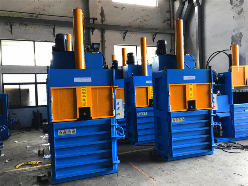 Hydraulic Vertical Cardboard Paper PET Bottle Baling Machine