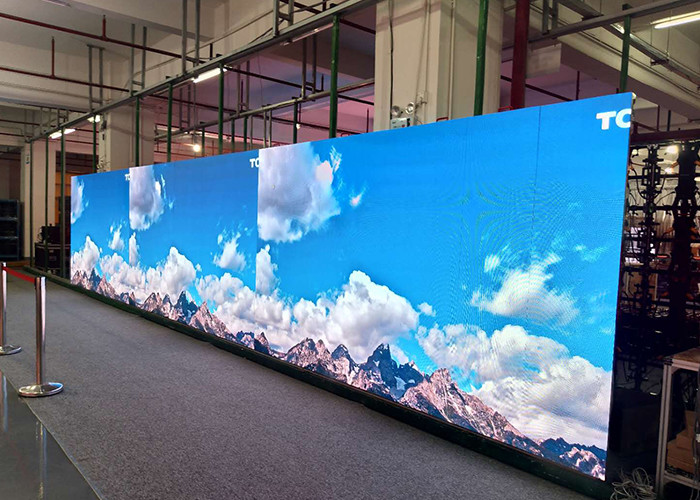 0.2KG Small Pixel Pitch LED Screen HRSIM-P1.25 Advertising LED Display