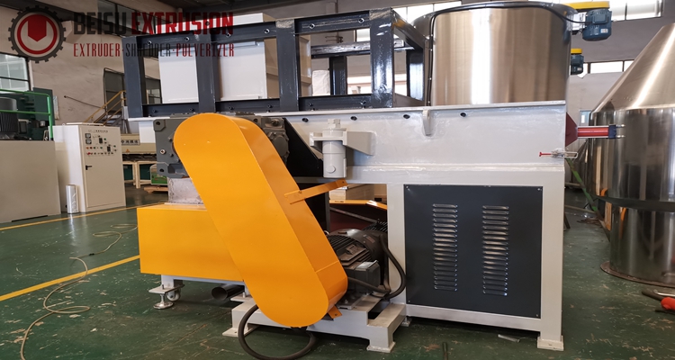 BEISU Factory BS-800 Single shaft shredder grinding machine with Fan blower