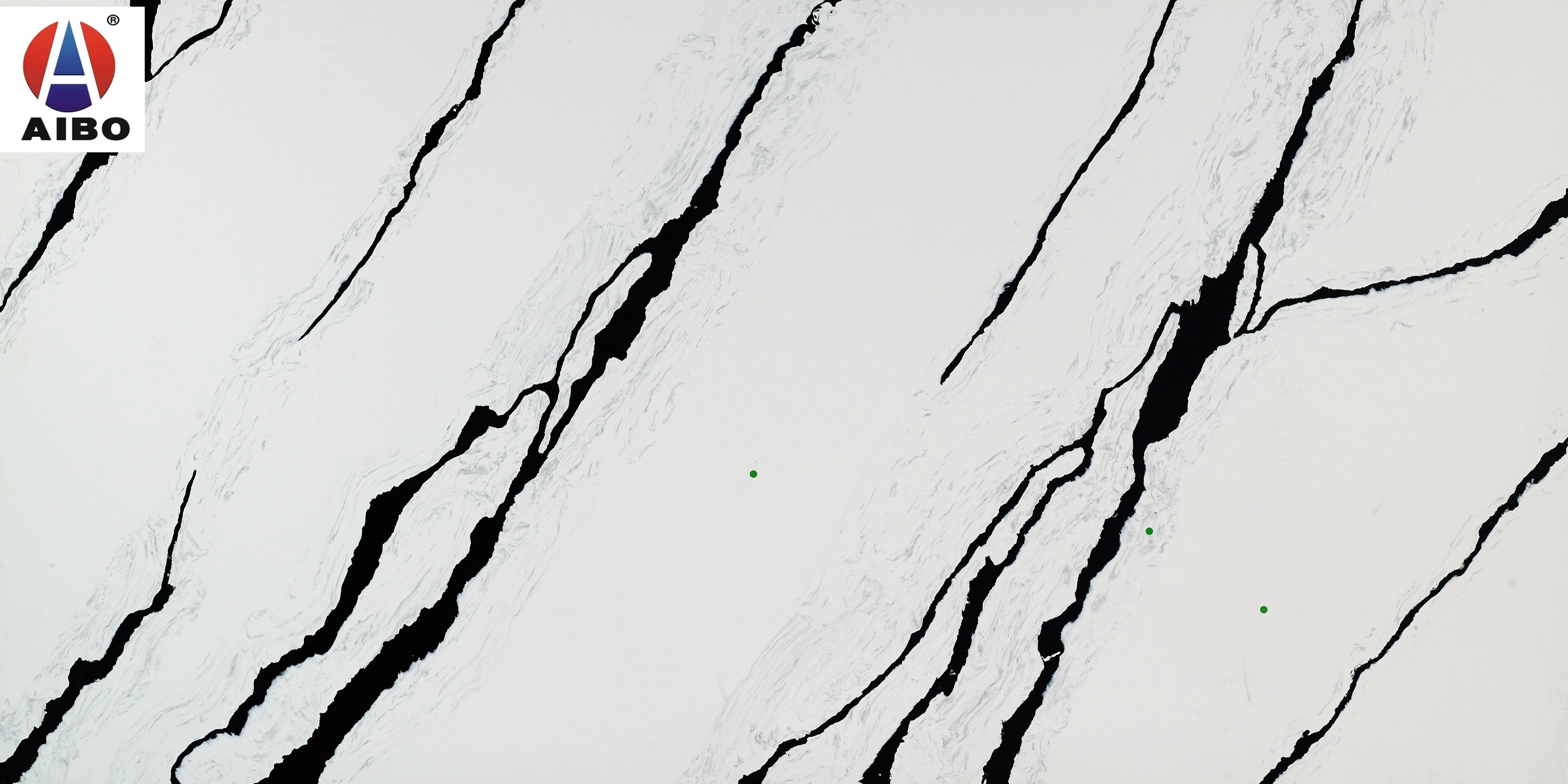 Panda White Calacatta Quartz Stone Marble Slab OEM ODM Heat Insulation