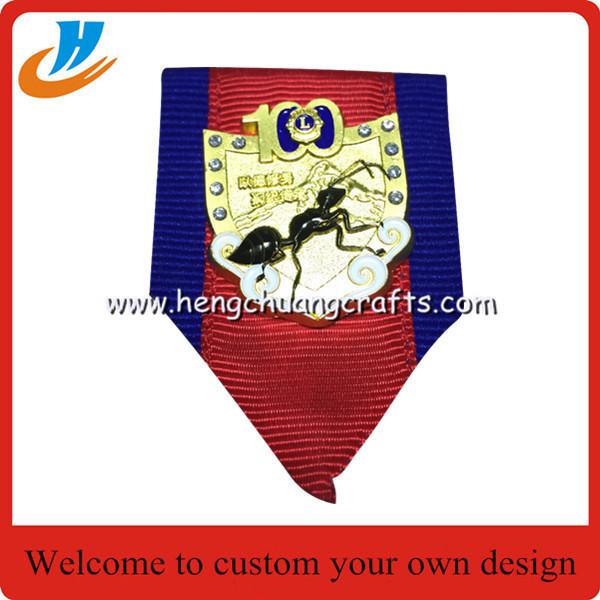 Quality Welcome to custom metal badge,Lion lapel pin badge for lion club for sale