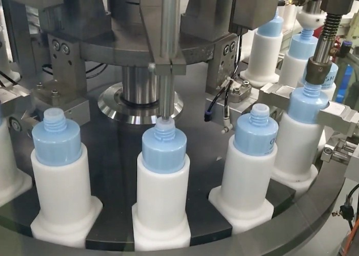 Durable Automatic Filling And Capping Machine Intermittent Operating Mode