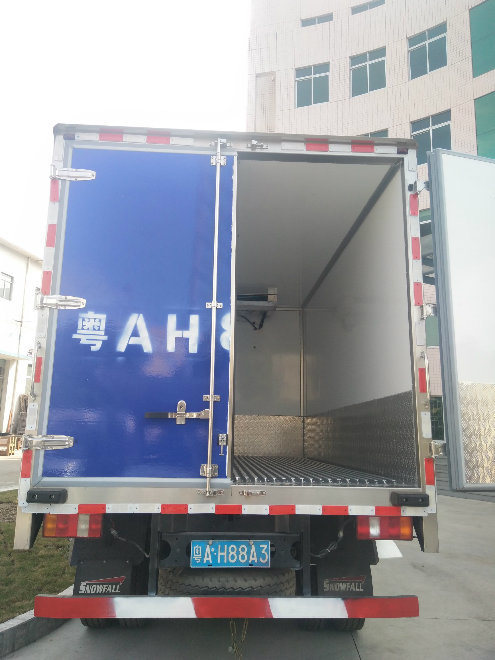 High Quality FRP Refrigerated Truck Body