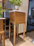 ISO9001 Standard Hotel Lobby Furniture Solid Wood Console Table 550*550*750mm