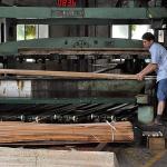 Straight 0.5mm Africa Natural Bubinga Wood Veneer For Furniture / Musical