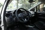 Anti Slip Pu Breathable Car Steering Wheel Cover 25 X 207mm Matte Black Color