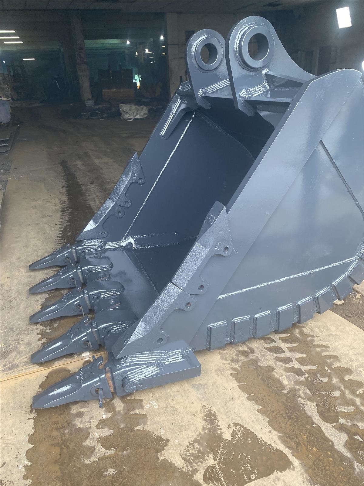 High Quality Excavator Attachments Bucket For EC380EL