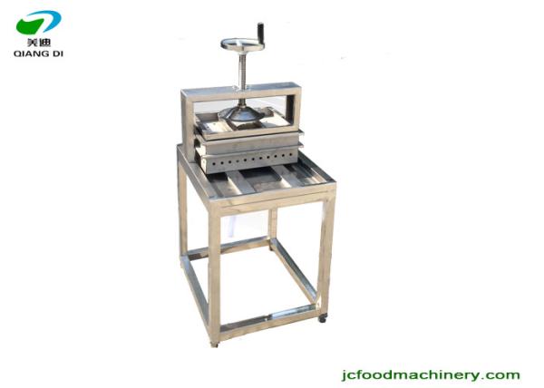 Buy cheap home use manual tofu machine/tofu presser/panner forming machine from wholesalers