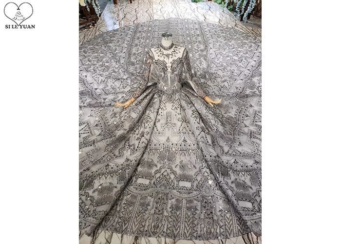 Backless Grey Tailor Made Prom Dresses , Long Sleeve Ball Gown Luxury Beading