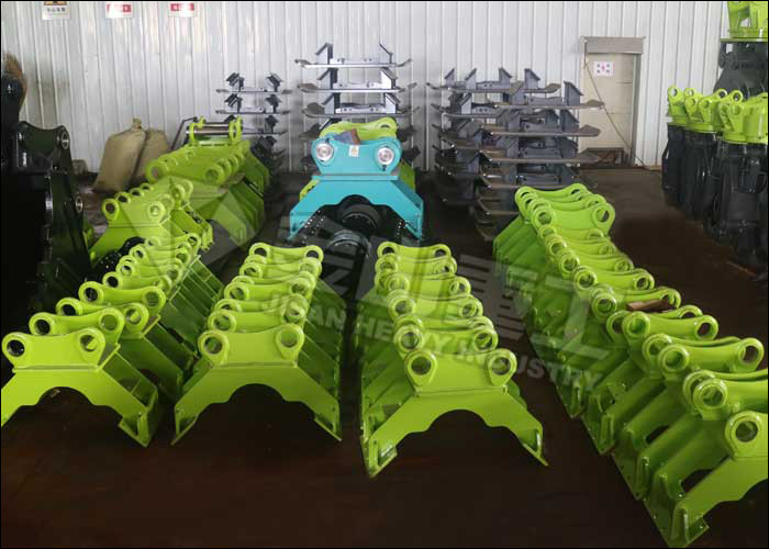 High Efficiency Backhoe Plate Compactor For Hyundai R220 R250 Excavator