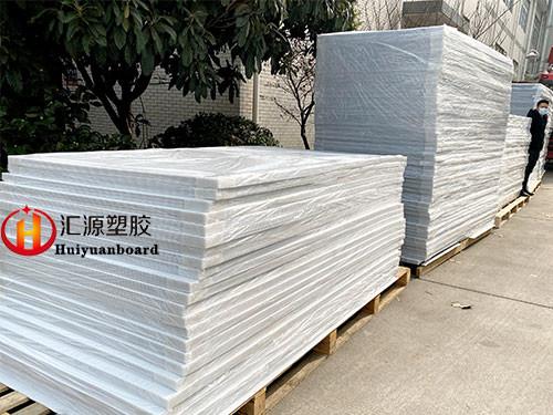 Buy cheap Impact Resistant Corona Treated White Correx Sheets from wholesalers