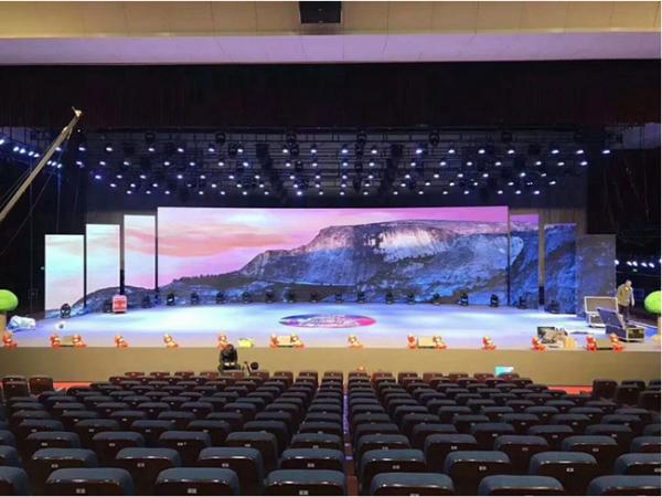 Buy cheap P3.91mm Indoor Advertising LED Display Screen from wholesalers