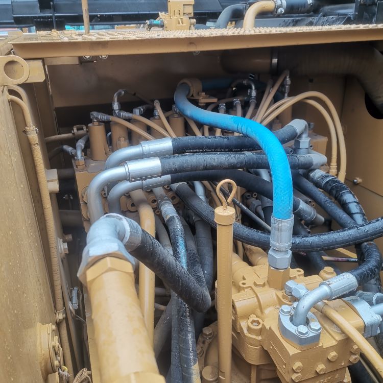 20 Ton Original Caterpillar 320DL Excavator Made in Japan with 1.0 m3 Bucket Capacity