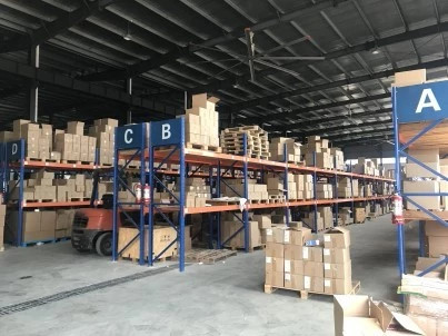Diesel Engine Crankshaft D4CB D4BB Engine Crankshaft For Hyundai 231104A000 23110-4A000