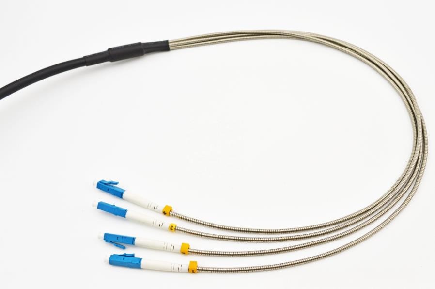 Outdoor Feild Operation Armored Patch Cord Multimode Duplex LC To LC Military Waterproof