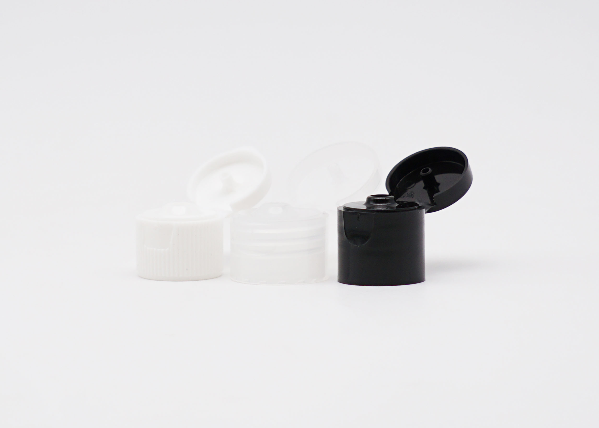 Smooth 18 / 410 PP Plastic Flip Top Dispensing Caps Eco Friendly